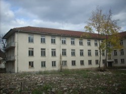 Старата болница ще става Социален център